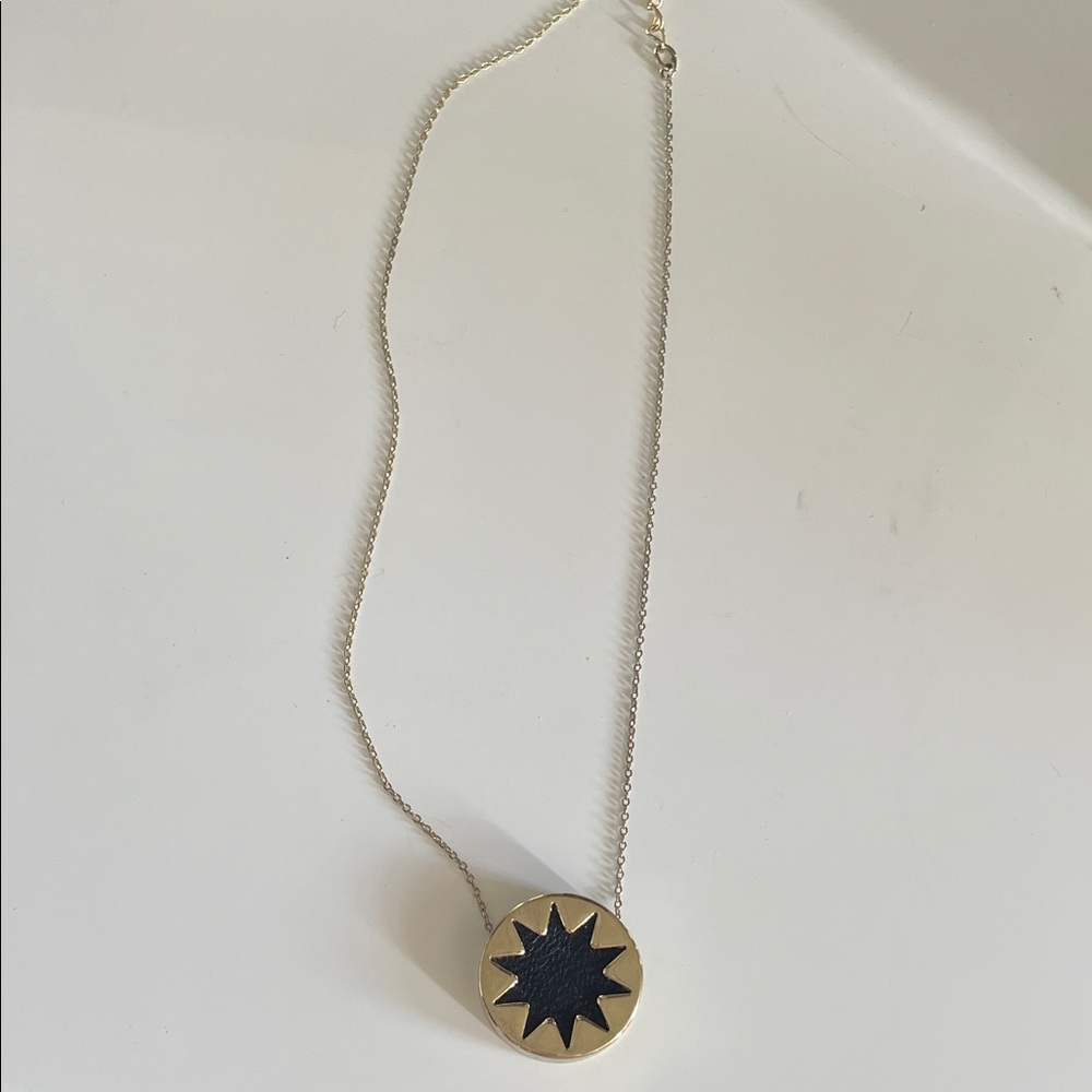 House of Harlow 1960 Gold and Black Starburst Necklace